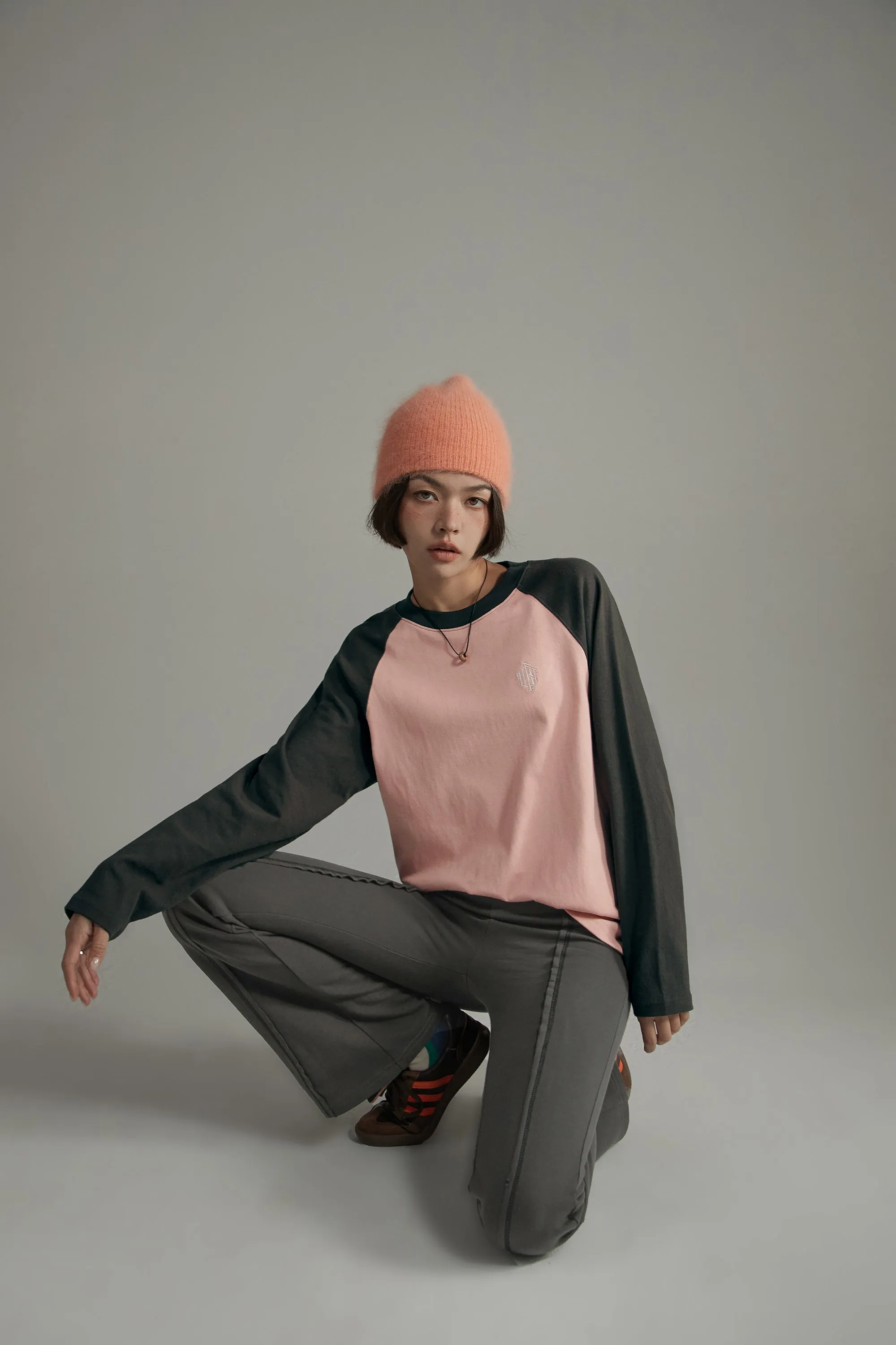 Colorblocked Raglan Long Sleeves Top