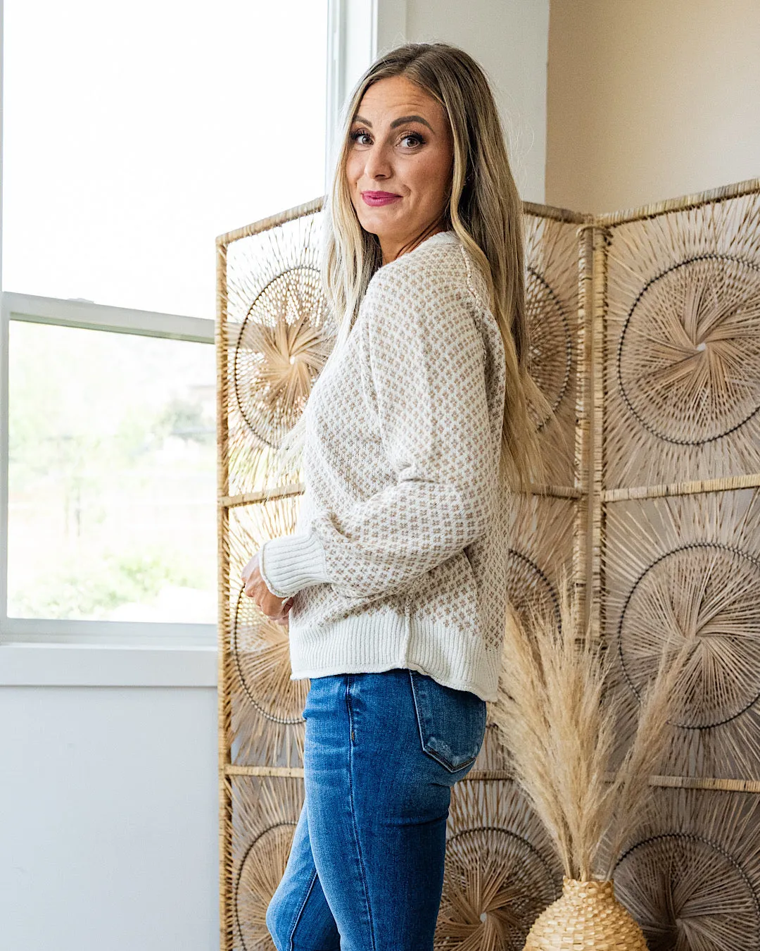 Izzy Diamond Patterned Sweater - Beige