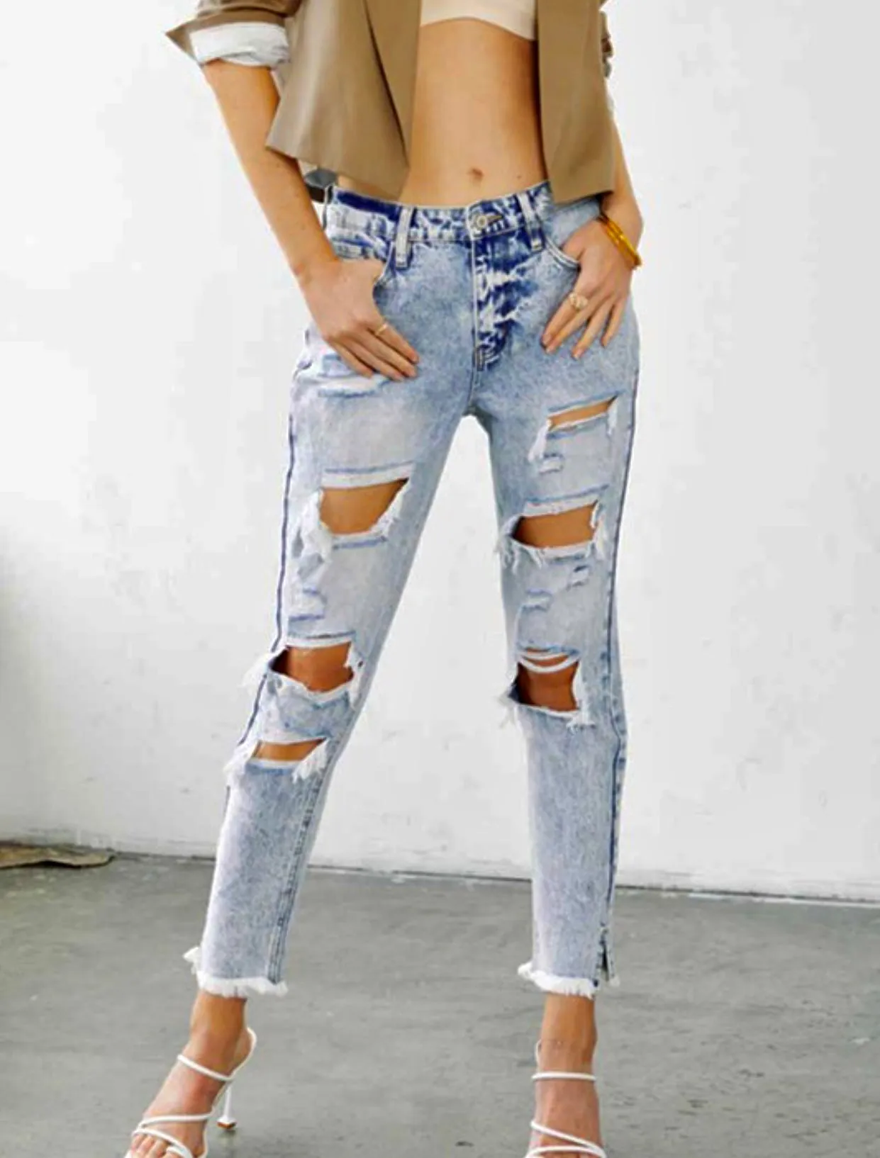 Light Wash High Rise Mom Jeans