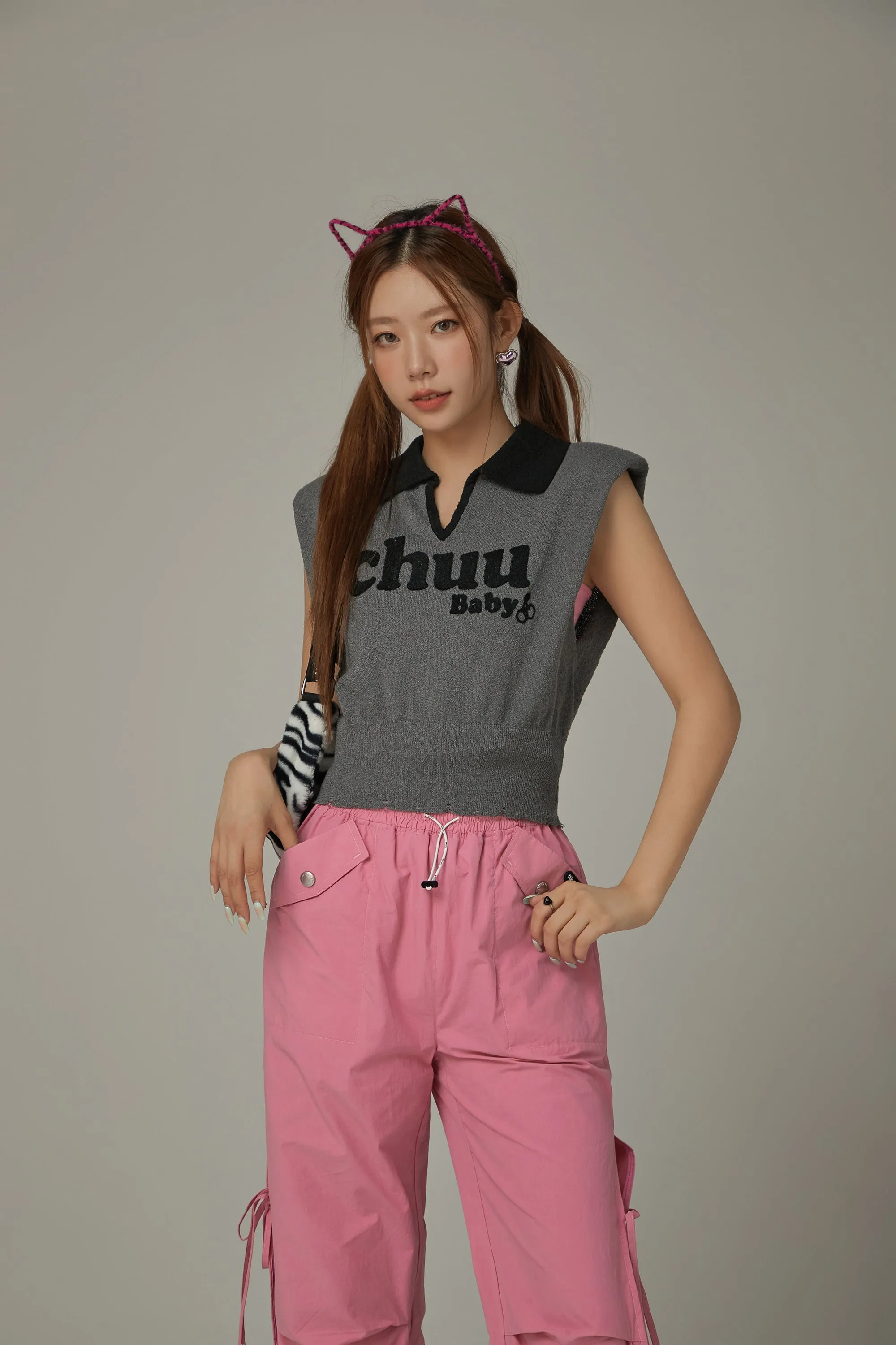 Logo Open Collar Cropped Knit Top