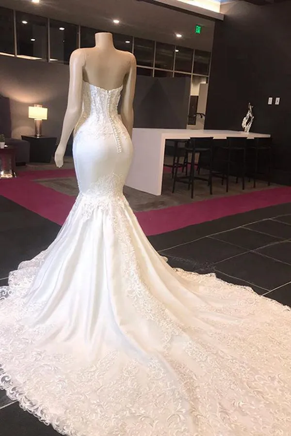 Long Mermaid Sweetheart Appliques Lace Wedding Dress