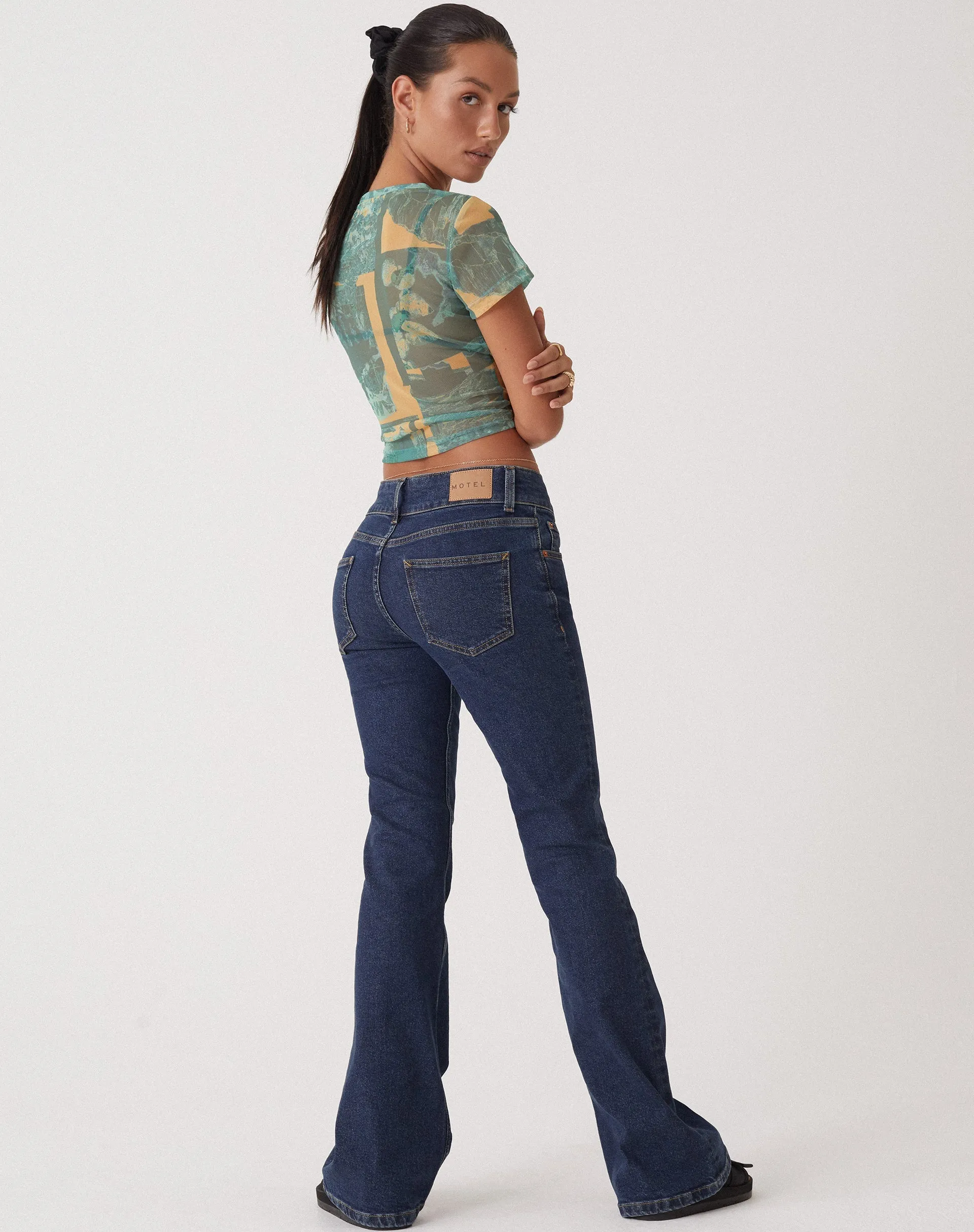 MOTEL X OLIVIA NEILL Low Rise Bootleg Jeans in Dark Vintage Wash